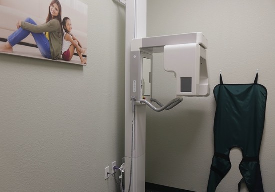 3 D C T cone beam x ray scanner