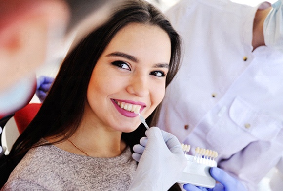 A patient receiving veneers in Carrollton, TX